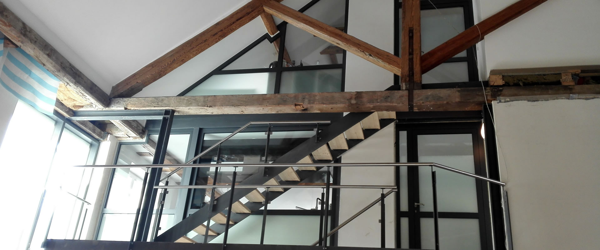 DAS ZOLLHAUS - Altes Zollhaus in Riedern am Sand, Klettgau, Loft Wohnung, Innenhof Treppe