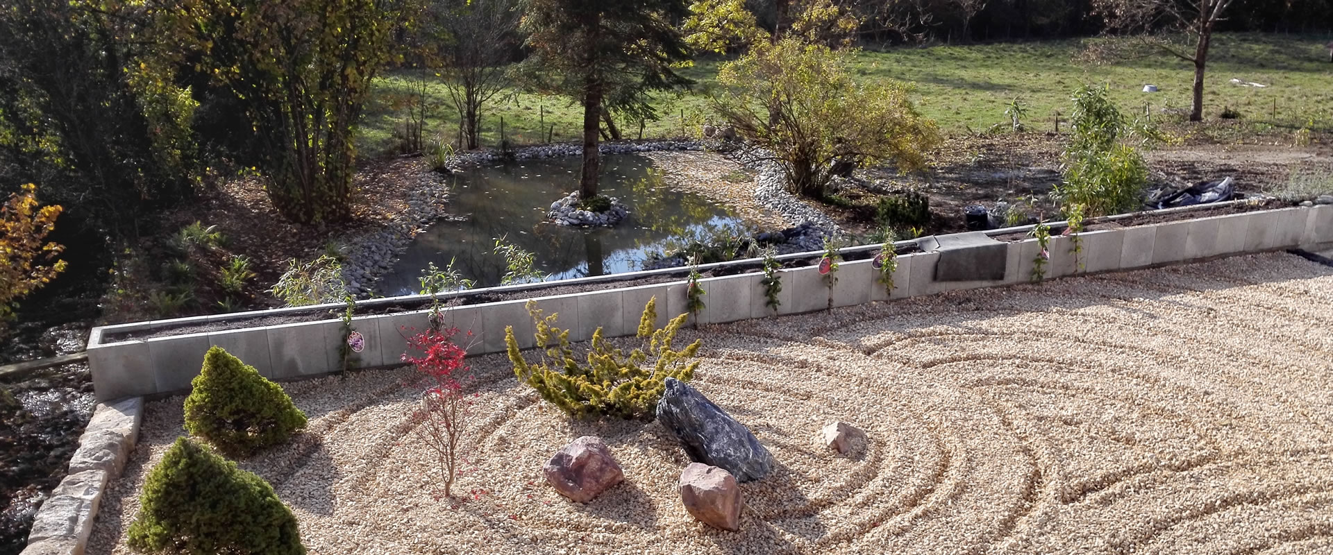 DAS ZOLLHAUS - Altes Zollhaus in Riedern am Sand, Klettgau, Südost Wohnung, Aussicht auf Japanischen Garten & Teich